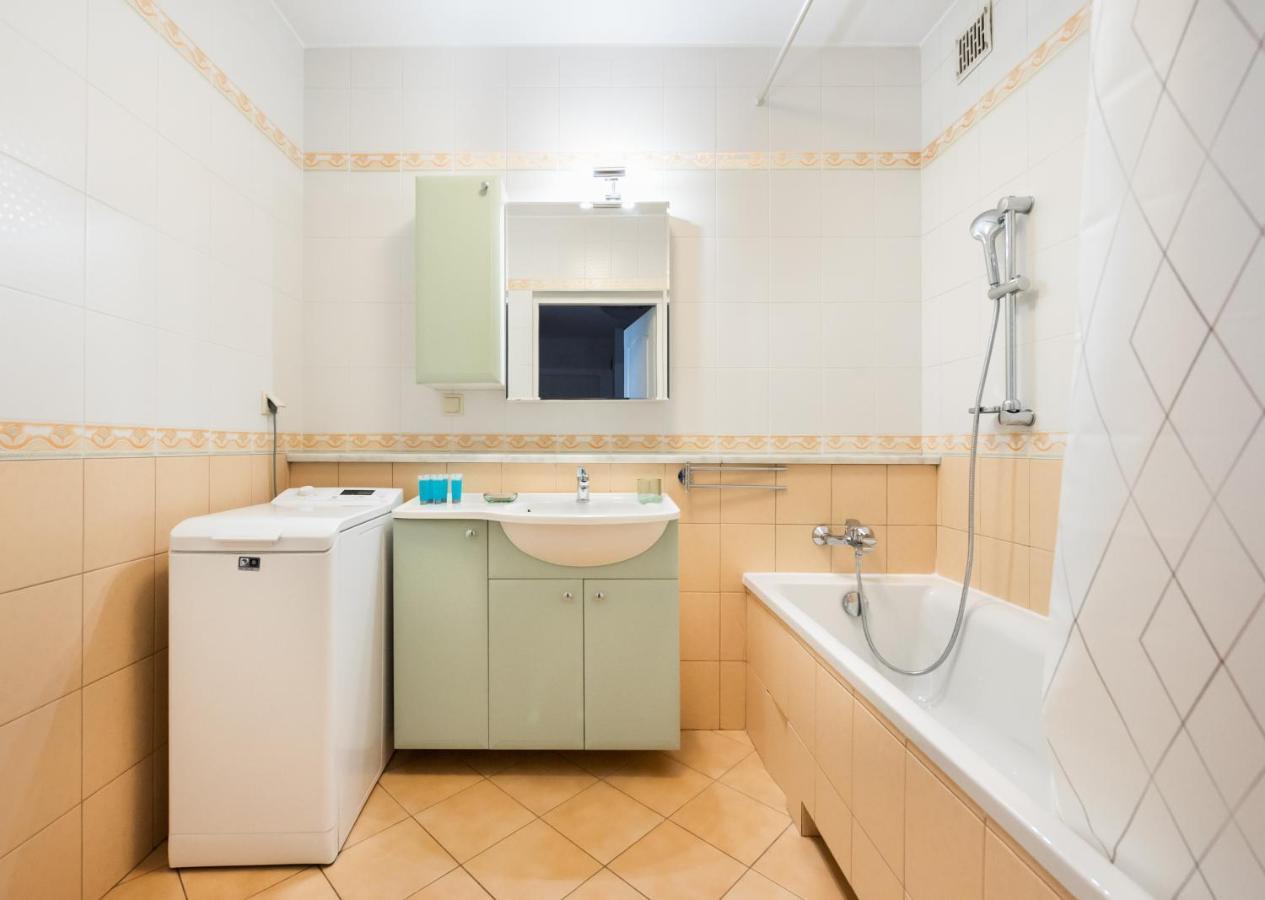 Ken 54 2-Bedroom Apartment Варшава Экстерьер фото