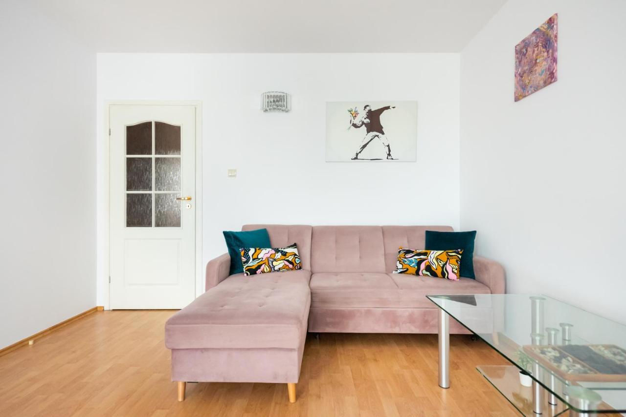 Ken 54 2-Bedroom Apartment Варшава Экстерьер фото