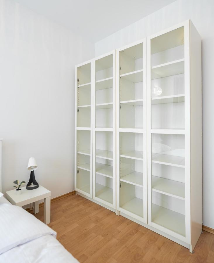 Ken 54 2-Bedroom Apartment Варшава Экстерьер фото